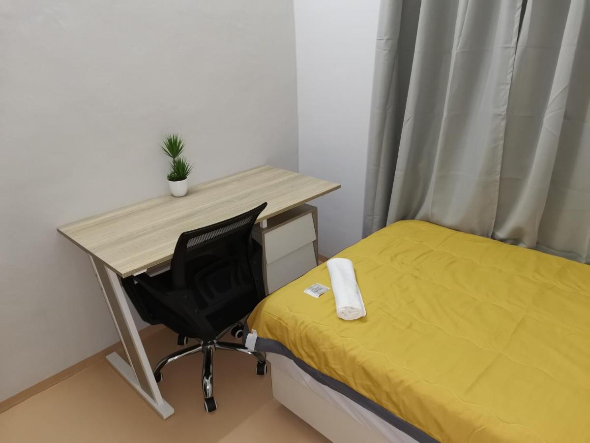 G Fortune Guest House Victoria Green جورج تاون المظهر الخارجي الصورة